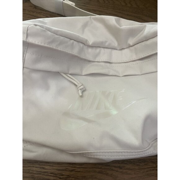 Nike White Crossbody Bag - Picture 2 of 13